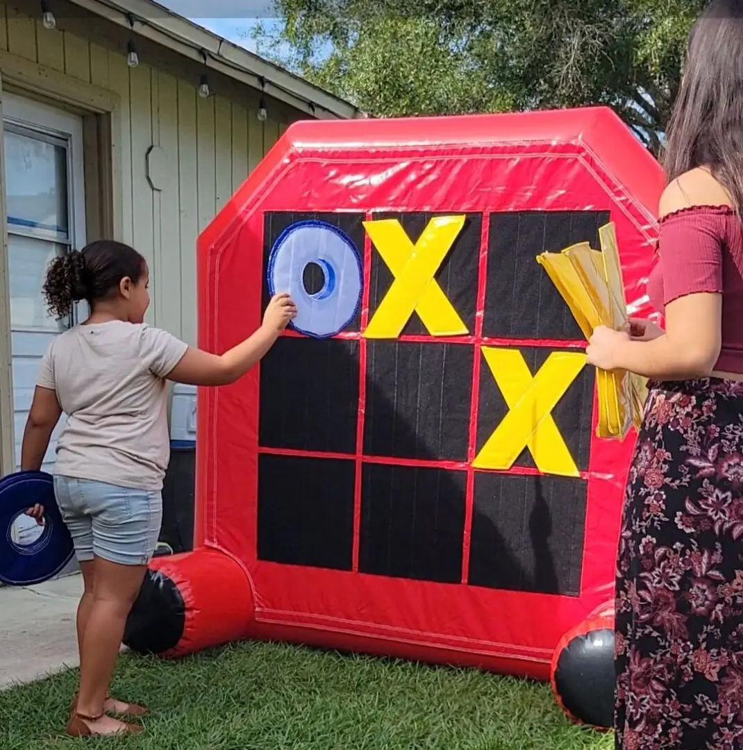 Tic Tac Toe - Inflatable